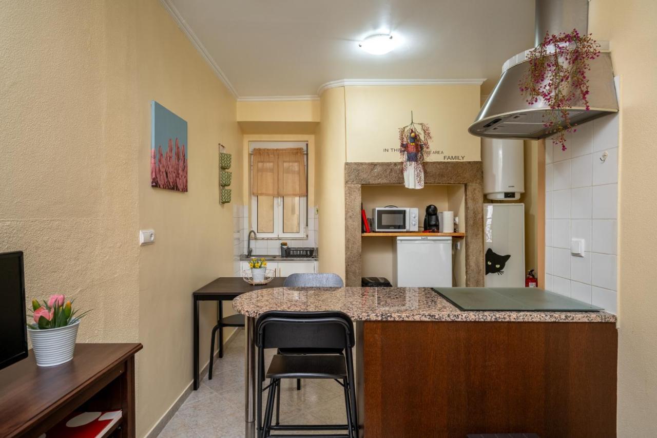 Cozy One Bedroom Apt In Historic Location - Carmo Lisboa Exterior foto